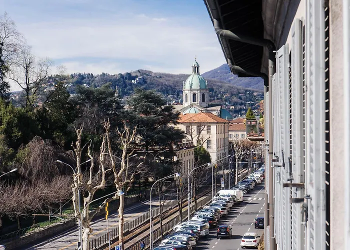 Apartment Comokiss Como